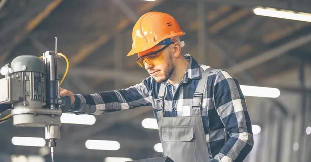 Asgari ücret artışında enflasyon ve refah payı sinyali! İşte formüllere göre maaş hesabı