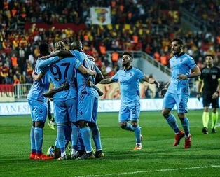 Fırtına deplasmanda esti! MS: Göztepe 1-3 Trabzonspor