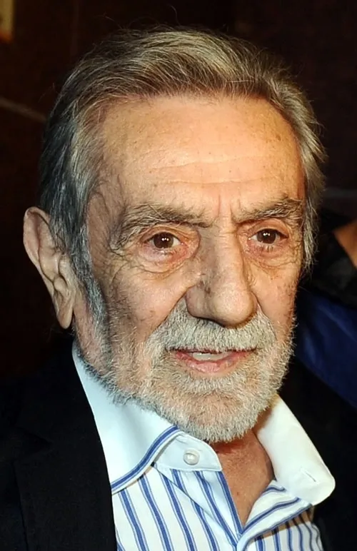 aydemir-akbas-kimdir-kac-yasinda-aydemir-akbas-saglik-durumu-nasil-ne-kanseriydi-ibrahim-tatlises-yogun-bakima-1723735034124.jpeg Aydemir Akbaş sağlık durumu nasıl, ne kanseriydi? Aydemir Akbaş kimdir, kaç yaşında? İbrahim Tatlıses kötü haberi verdi-4