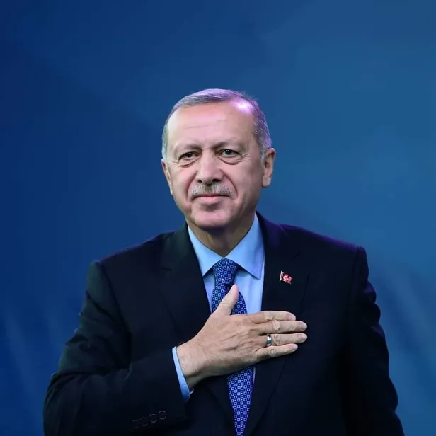 golge-siha-1602284082558.jpeg Türk SİHA'ları Ermenistan'ın ordusunu dağıttı, Paşinyan soluğu Moskova'da aldı: Ateşkese hazırız-4
