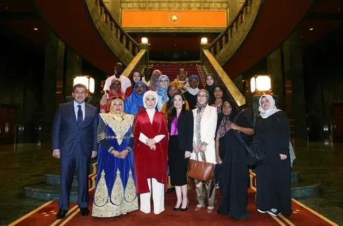 Emine Erdoğan, Afrikalı ninni sanatçılarını kabul etti-1