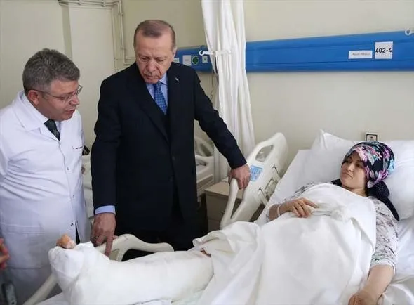 Başkan Erdoğan enkaz alanında konuştu: Alacağımız dersler var-16