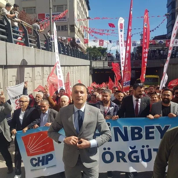 1695875850993.jpeg CHP kongrelerinde sular durulmuyor! Başkan neredeyse tüm sülalesini delege yaptı! İstifalar peş peşe geldi-4
