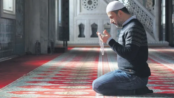 prof-dr-nihat-hatipoglu-yazdi-imani-tartan-bir-terazi-yoktur-1619647195178.jpeg Prof. Dr. Nihat Hatipoğlu yazdı: İmanı tartan bir terazi yoktur-6