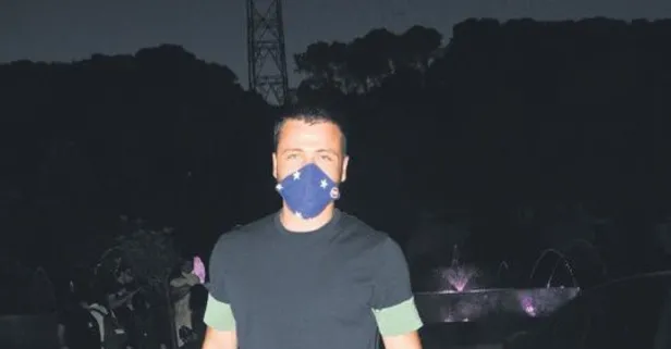 Başarılı oyuncu Tolga Sarıtaş dostlarıyla buluştu