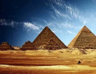 Dünyayı yıllarca böyle kandırmışlar! Mısır Piramitleri...