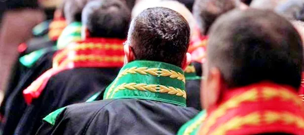 Eski HSYK üyelerine ev hapsi