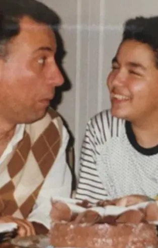 Kemal Sunal'ın eşi ve oğlundan duygusal paylaşım: 'İyi ki doğdun Kemal, iyi ki doğdun iyi kalpli kahramanım...'