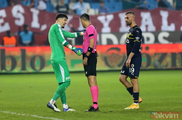 Trabzonspor - Fenerbahçe maçı nefes kesti! İşte heyecan dolu maçtan ekrana yansımayan kareler... - 27