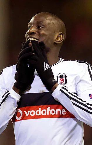 Irkçı saldırıya uğrayan Demba Ba'ya Beşiktaş'tan destek