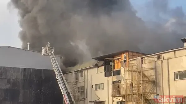 Bağcılar'da panik! Tekstil atölyesinde patlama sonrası yangın - 5