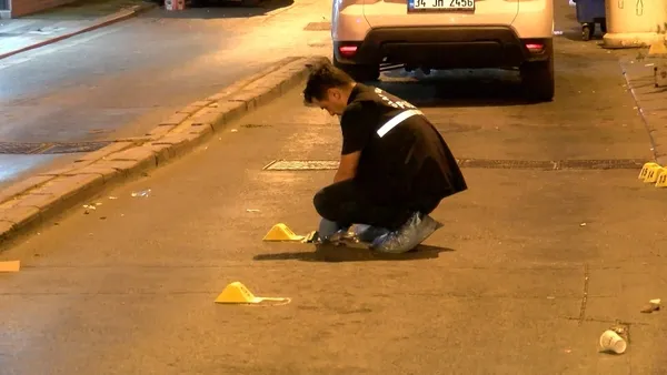 alacak-verecek-kavgasinda-silahlar-konustu-1-yarali-1692588385027.jpg Alacak verecek kavgasında silahlar konuştu: 1 yaralı-5