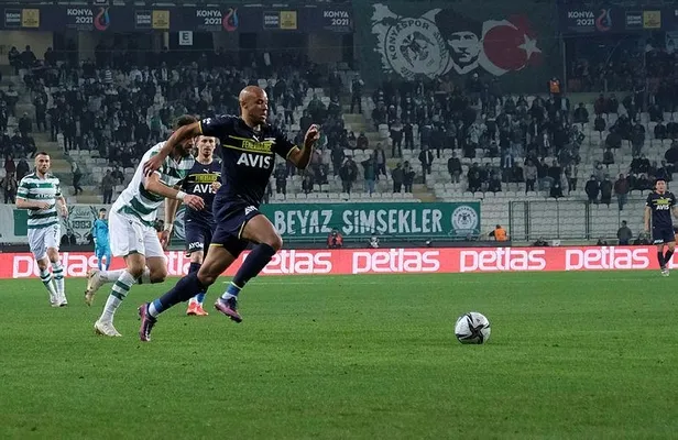 fener-dagildi-konyaspor-2-1-fenerbahce-mac-sonucu-1635617159045.jpeg