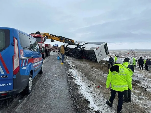Son dakika: Konya'da feci trafik kazası: Tur otobüsü devrildi 6 kişi öldü 42 kişi yaralandı! Ölenlerin kimlikleri belli oldu-6