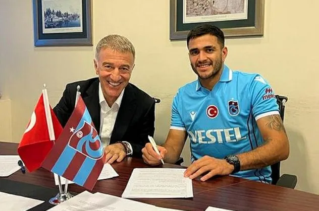 Trabzonspor Fenerbahçe'ye yılın transfer çalımını attı! Fırtına Maxi Gomez'e resmi imzayı attırdı
