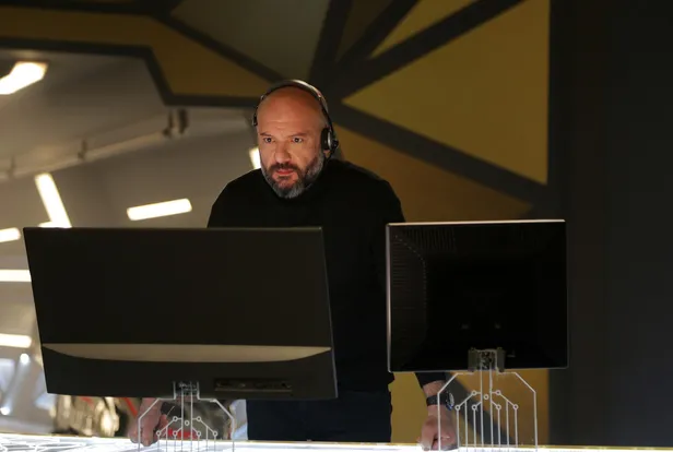 hainlerin-inlerine-giriyor-soluklarini-kesecek-akinci-14yeni-bolumde-1617363641376.jpg Hainlerin inlerine giriyor soluklarını kesecek! Akıncı 14. yeni bölümde nefesler tutuluyor, gerilim arşa çıkacak!-6