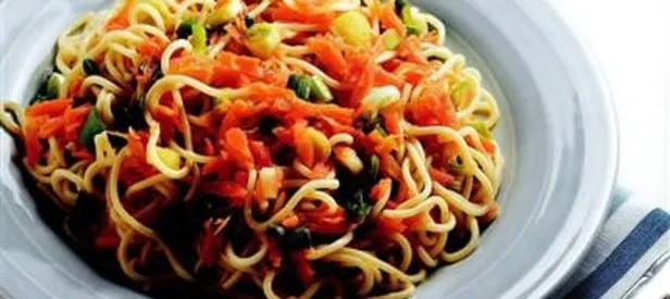Sebzeli Spagetti Tarifi