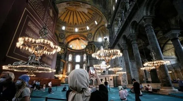 prof-dr-nihat-hatipoglu-kaleme-aldi-11-ayin-sultanini-unutmayin-1712618427827.jpeg Prof. Dr. Nihat Hatipoğlu kaleme aldı: 11 Ayın Sultanı'nı unutmayın-4