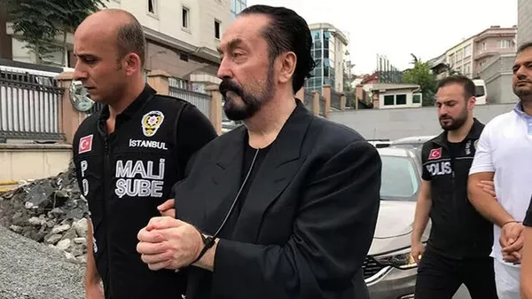 1665422229680.jpeg Adnan Oktar bir numaralı kediciğinden duruşmaya damga vuran sözler: Gücü kuvveti yerinde Adnan Oktar'a aşığım-7