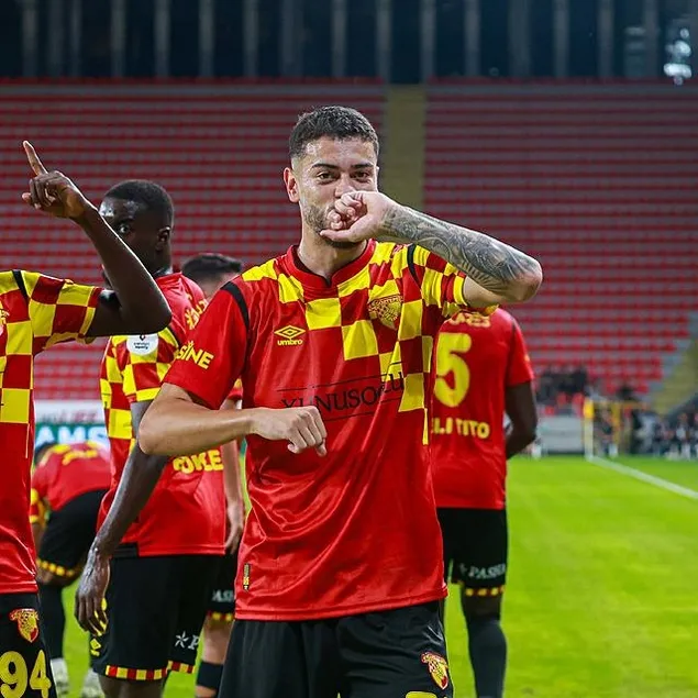 Romulo’dan Göztepe’ye çılgın rakam!