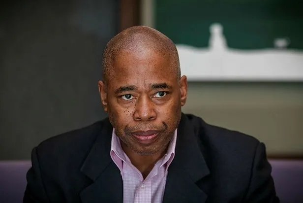 new-york-karla-bogusurken-belediye-baskani-eric-adams-tatile-cikti-herkesin-aklina-o-isim-geldi-1672307828683.jpeg New York karla boğuşurken Belediye Başkanı Eric Adams tatile çıktı! Herkesin aklına o isim geldi-3