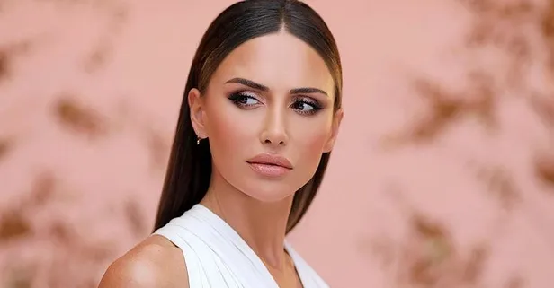 Aşk kokusu var! Cengiz Ünder'den Mustafa Sandal’ın eski eşi Emina Jahovic'e yakın markaj