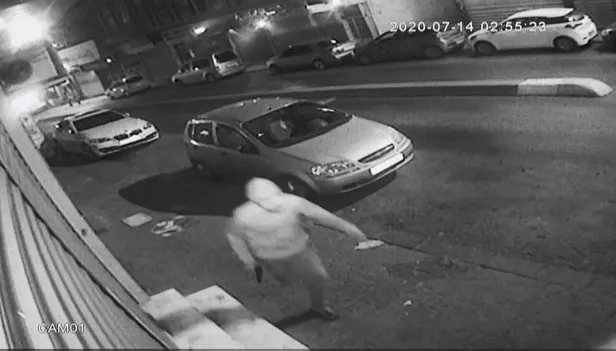 İstanbul'un göbeğindeki silahlı saldırının güvenlik kamerası görüntüleri ortaya çıktı!-3