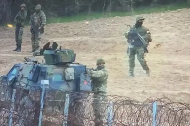 Yunan askeri 8 yaşındaki çocuğa ateş açtı!