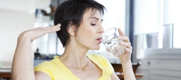 11 bardak suyun sağlığa etkisi!
