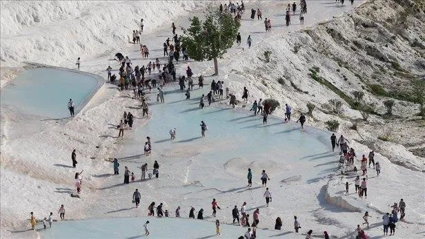 Bakanlık turist sayısını açıkladı: Türkiye 2022'nin ilk 9 ayında 40 milyon 246 bin 899 ziyaretçi ağırladı-3