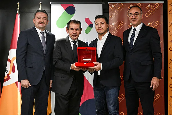 dursun-ozbekin-saglik-durumu-nasil-dursun-ozbek-hastaligi-akut-pankreatit-nedir-tedavisi-var-mi-belirtileri-ne-1702905901020.jpg Dursun Özbek'in sağlık durumu nasıl? Dursun Özbek hastalığı akut pankreatit nedir, tedavisi var mı? Belirtileri neler?-7