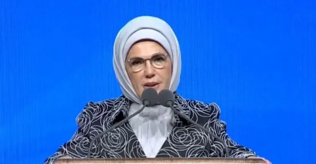 Emine Erdoğan Sıfır Atık Zirvesi'nde konuştu