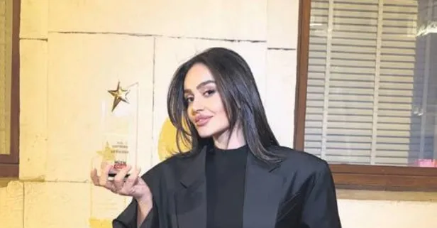 Elif Buse Doğan "En İyi Kadın Yorumcu" ödülüne layık görüldü!