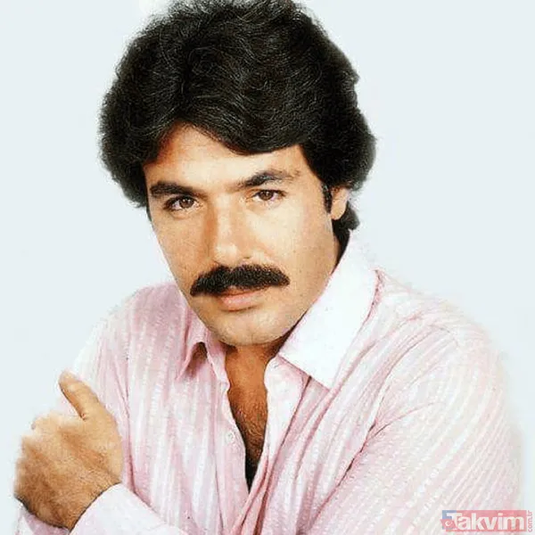 Cenaze Töreninde Küs Olduğu Kızı Tuğçe Tayfur İle Yeğeni Ve Aynı Zamanda Menajeri Olan Şirin Gözalıcı Kavga Etti. Küfürlerin Havada Uçuştuğu Kavgada Tuğçe...