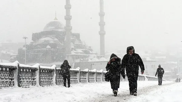 son-dakika-istanbula-kar-yagacak-mi-istanbula-kar-ne-zaman-yagacak-1987-2002-2004-yillari-gibi-olacak-hava-durumu-1612952540813.jpg SON DAKİKA: İstanbul'a kar yağacak mı? İstanbul'a kar ne zaman yağacak? 1987 2002 2004 yılları gibi olacak | HAVA DURUMU-3