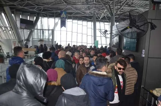 Bursa Uludağ'da binlerce kişi kuyruğa girdi-4