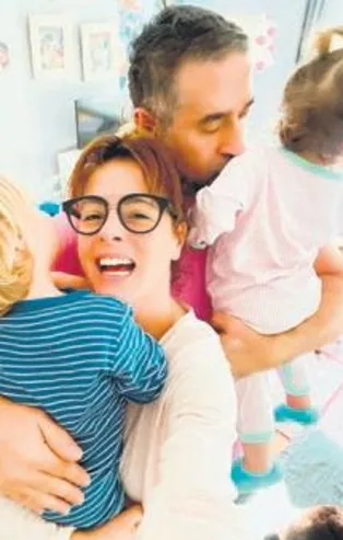 Doğa Rutkay ve  Kerimcan Kamal'dan neşeli poz