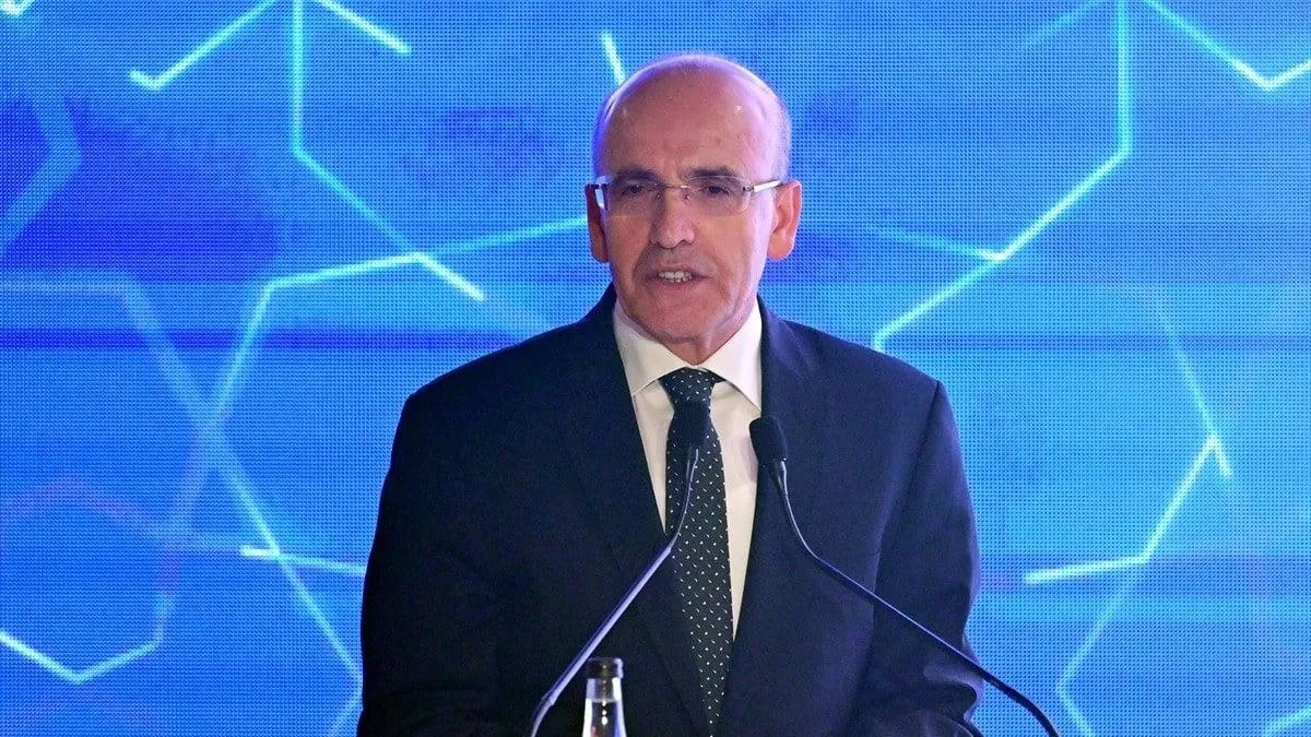 Hazine ve Maliye Bakanı Mehmet Şimşek'ten flaş kur mesajı:  Açık veya örtülü hedefimiz bulunmamakta