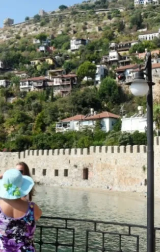 Türkiye tatilciye ‘güven’ aşıladı