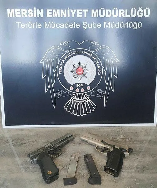 mersinde-teror-orgutu-deasa-operasyon-2-bombaci-paketlendi-1652087775613.jpeg Mersin'de terör örgütü DEAŞ'a operasyon: 2 bombacı paketlendi-5