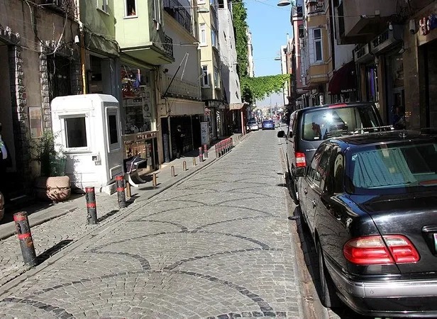 Ünlü iş insanı Jak Kamhi'ye son görev! Dikkat çeken Türk bayrağı detayı-2