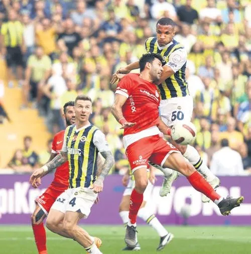 fenerbahcede-ismail-kartal-hem-skor-hem-oyun-olarak-jesusu-solladi-jesuslu-kanarya-mac-basina-12-gol-yerken-bu-1696890617310.jpeg Fenerbahçe'de İsmail Kartal hem skor hem oyun olarak Jesus'u solladı! Jesuslu Kanarya, maç başına 1.2 gol yerken bu rakam İsmail hoca ile 0.4’e düştü-3