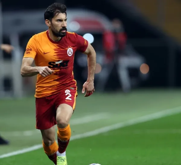 son-dakika-galatasarayda-flas-ayrilik-sosyal-medyadan-duyurdu-1623244233691.jpg SON DAKİKA! Galatasaray'da flaş ayrılık! Sosyal medyadan duyurdu-2