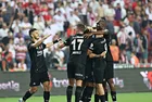 Kartal yıldızlarıyla uçtu! Beşiktaş Süper Lig'in ilk haftasında Samsunspor'u 2-0 yendi