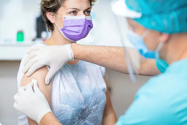 Milyonlarca kişiyi ilgilendiriyor! Pfizer/Biontech aşısının alerjik reaksiyon raporu açıklandı!-2