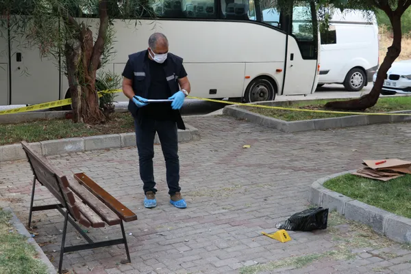 1627798344509.jpg İzmir'de kanlı kavga! 1 ölü, 3 yaralı-1