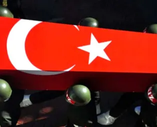 Son dakika... Türkiye-Irak sınırında devam eden terör operasyonda 4 asker şehit oldu