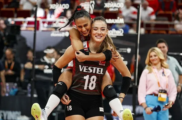 "Filenin Sultanları" son 16 turuna yükselmeyi garantiledi! Türkiye: 3 - Hırvatistan: 0 MAÇ SONUCU