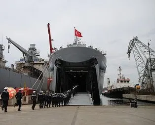 TCG Bayraktar harp gemisi Deniz Kuvvetlerine teslim edildi