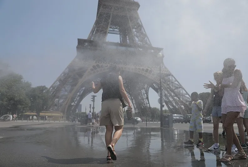 Fransa’da kırmızı alarm